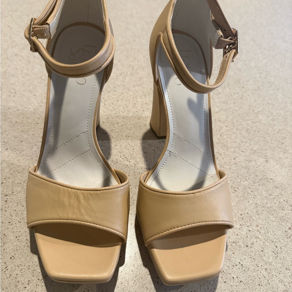 Elegant Tan Women's Heels